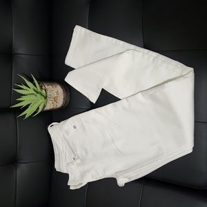 White Almost Famous Jeggings size 7